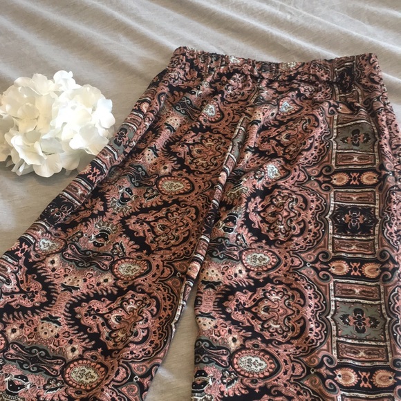Ambiance Apparel Fun Pants! - Picture 3 of 4